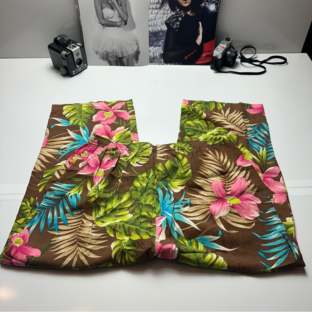 Tropical Silk Resort Pants | Wide Leg Drawstring · Bamboo Traders - Picture 13 of 13